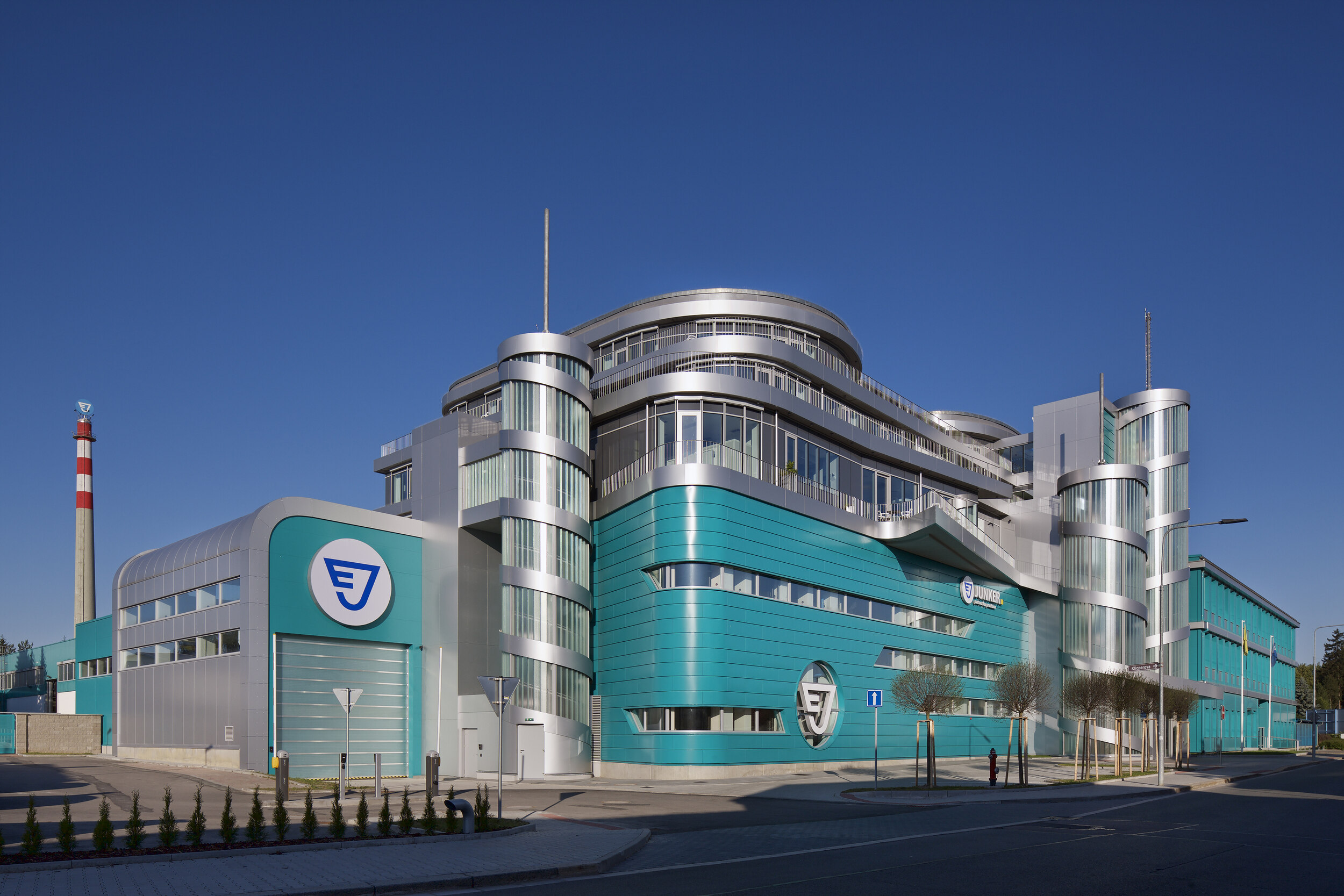 junker holice proubrat