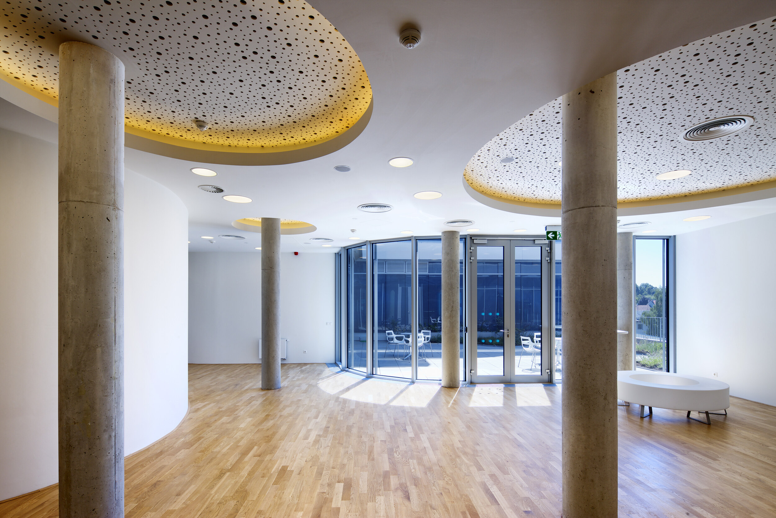 junker holice proubrat